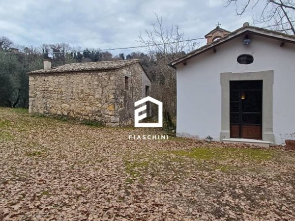 locale commerciale in vendita a Penna in Teverina