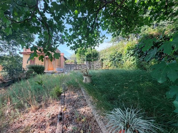 casa indipendente in vendita a Penna in Teverina