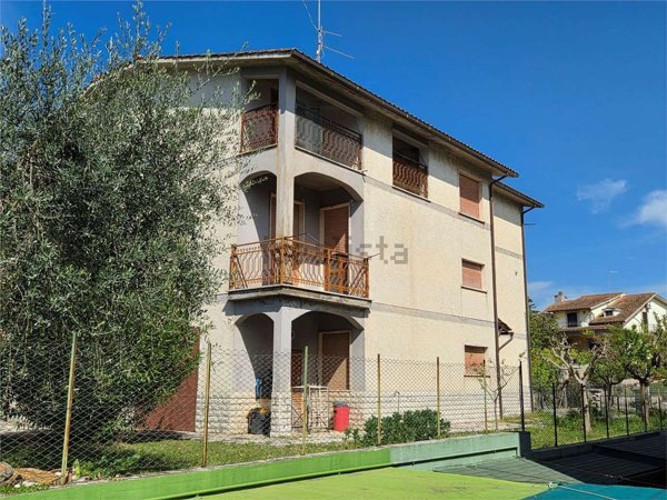 appartamento in vendita a Penna in Teverina