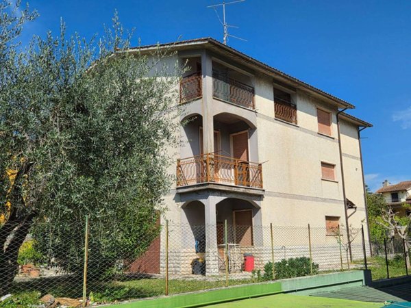 appartamento in vendita a Penna in Teverina