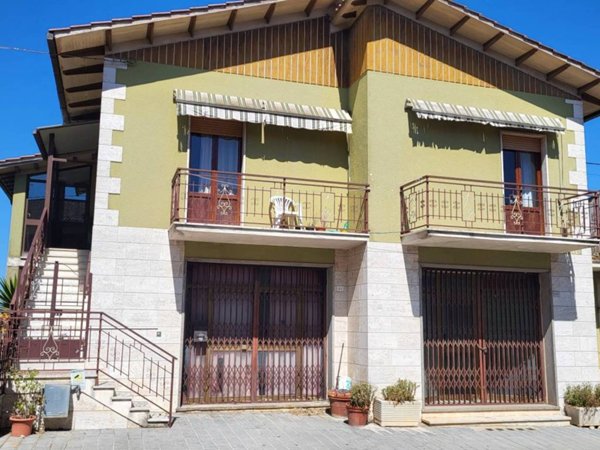 casa indipendente in vendita a Penna in Teverina
