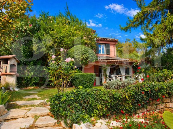 casa indipendente in vendita a Penna in Teverina