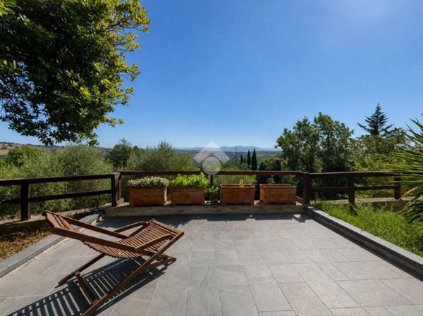 casa indipendente in vendita a Penna in Teverina