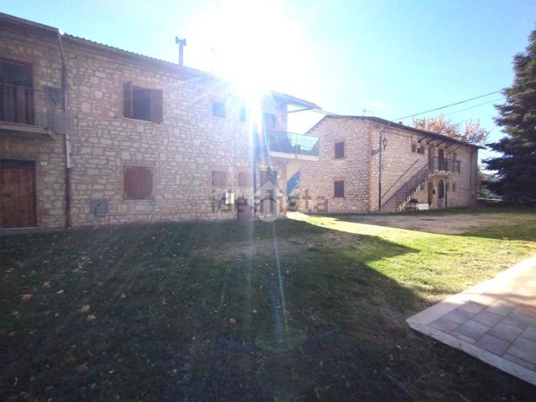 appartamento in vendita a Polino