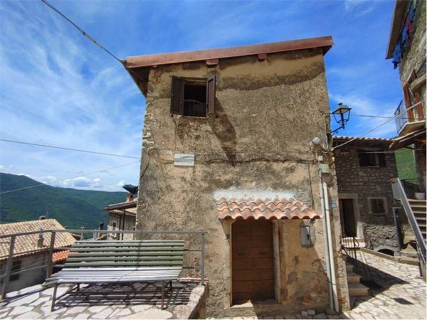 appartamento in vendita a Polino