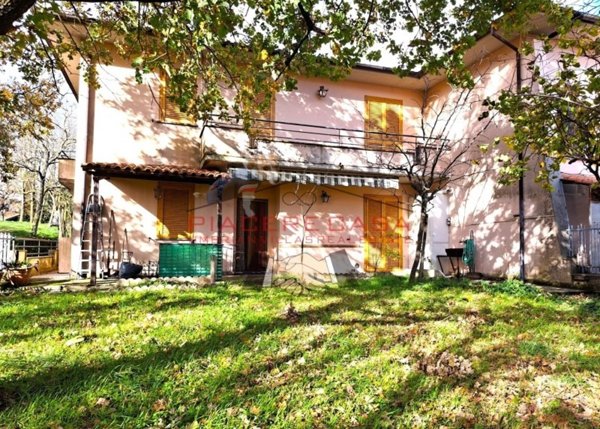 casa indipendente in vendita a Porano