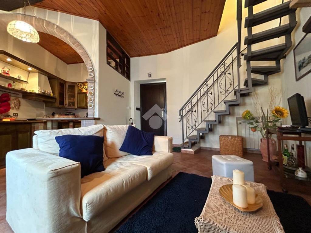 casa indipendente in vendita a Porano