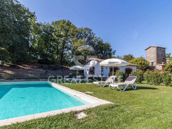 casa indipendente in vendita a Porano