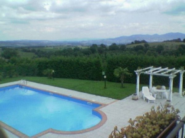 casa indipendente in vendita a Porano