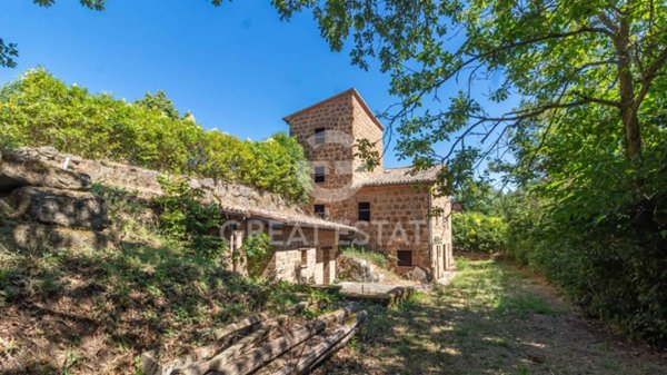 casa indipendente in vendita a Porano