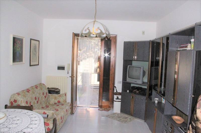 casa indipendente in vendita a Porano