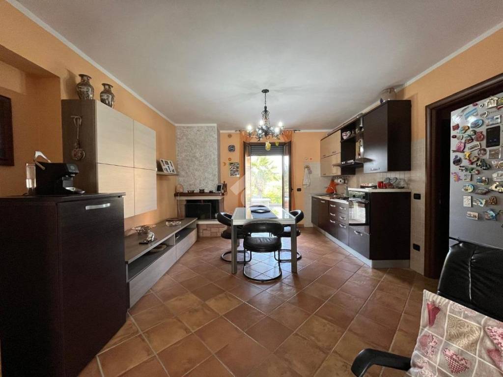 casa indipendente in vendita a Porano