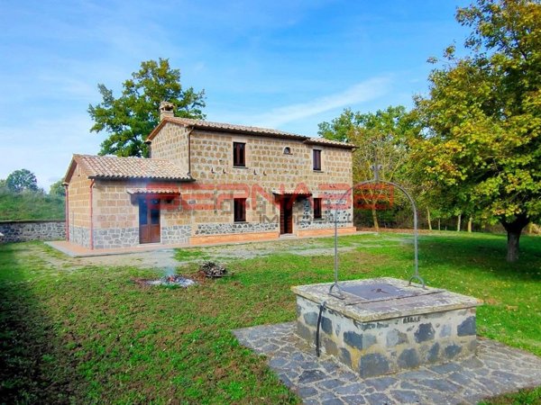 casa indipendente in vendita a Porano