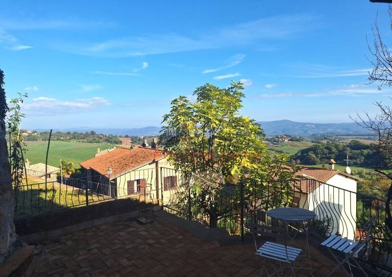 casa indipendente in vendita a Porano