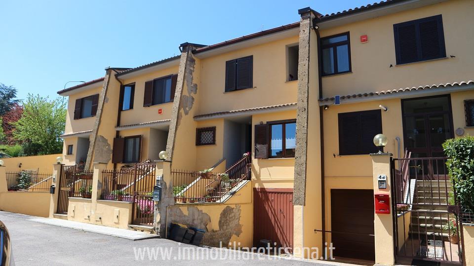 casa indipendente in vendita a Porano