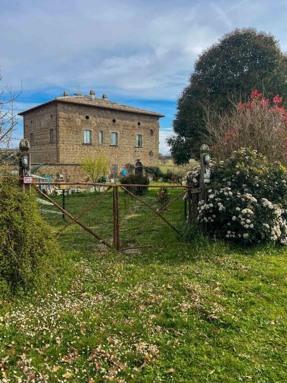 casa indipendente in vendita a Porano
