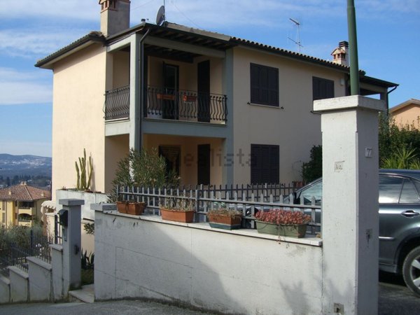casa indipendente in vendita a San Gemini
