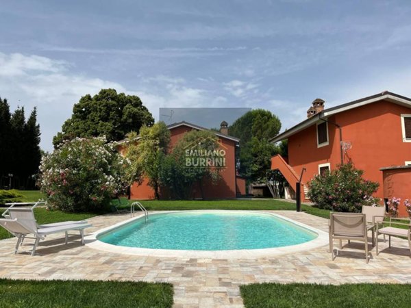 casa indipendente in vendita a San Gemini