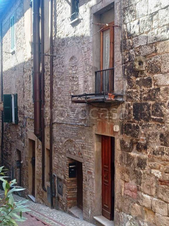 casa indipendente in vendita a San Gemini