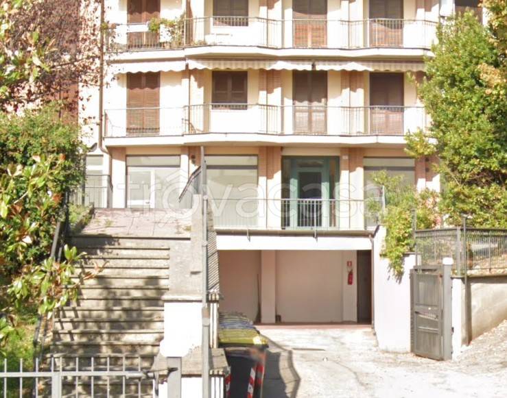 negozio in vendita a San Gemini