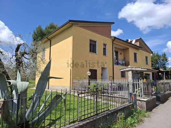 casa indipendente in vendita a San Gemini