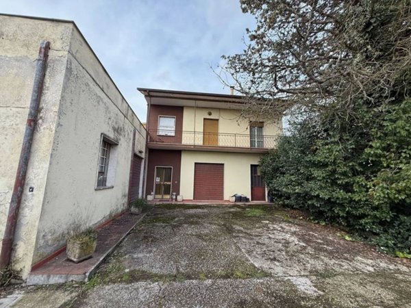 casa indipendente in vendita a San Gemini in zona Acquavogliera