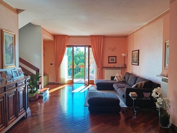 casa indipendente in vendita a San Gemini