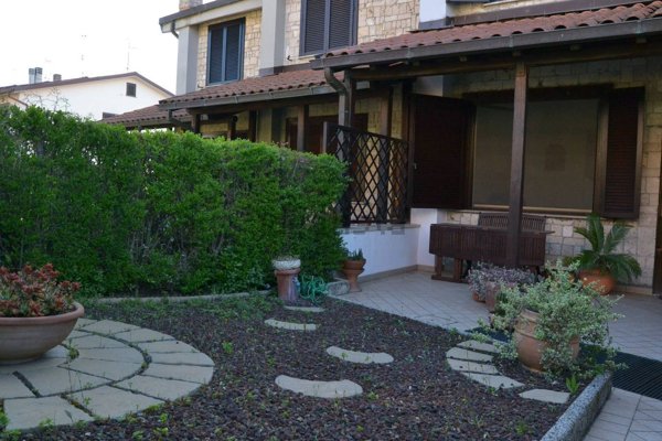 casa indipendente in vendita a San Gemini