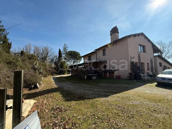 casa indipendente in vendita a San Gemini