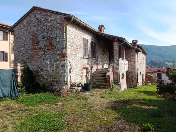 casa indipendente in vendita a San Gemini