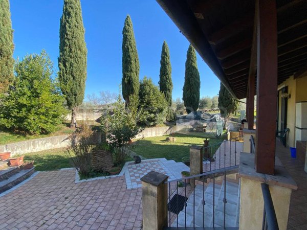 casa indipendente in vendita a San Gemini