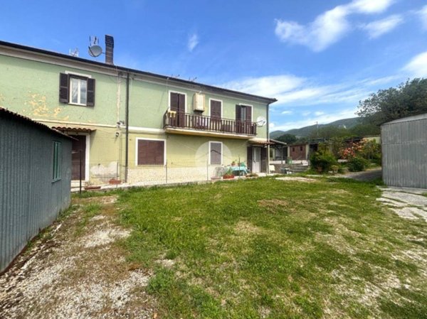 appartamento in vendita a San Gemini in zona Acquavogliera