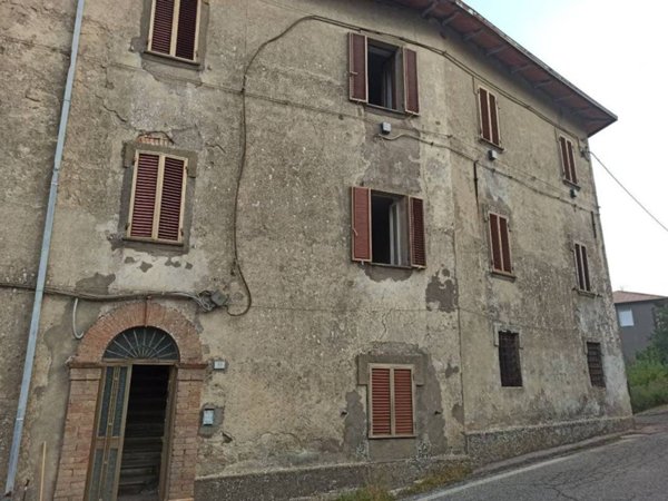 casa indipendente in vendita a San Venanzo in zona Ospedaletto