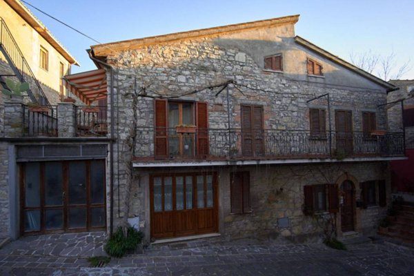 casa indipendente in vendita a San Venanzo in zona Rotecastello