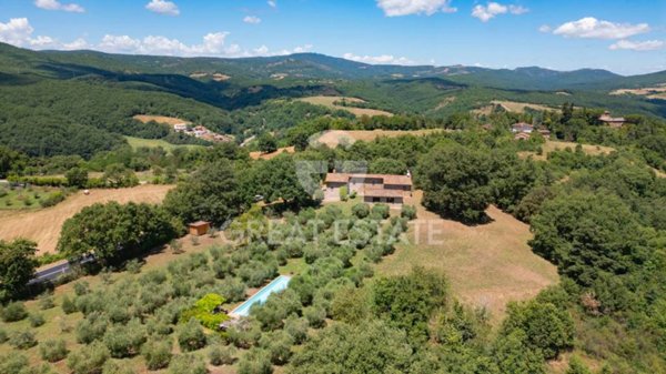 casa indipendente in vendita a San Venanzo in zona Pornello