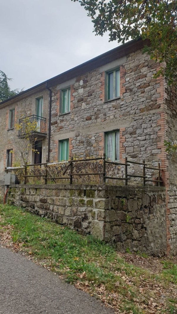 casale in vendita a San Venanzo