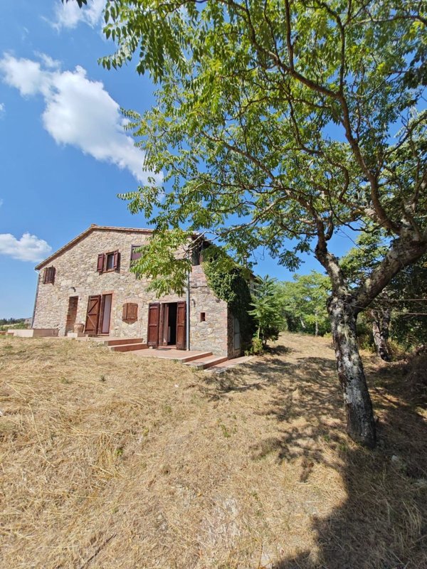 casa indipendente in vendita a San Venanzo