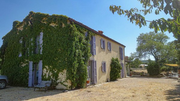 casa indipendente in vendita a San Venanzo