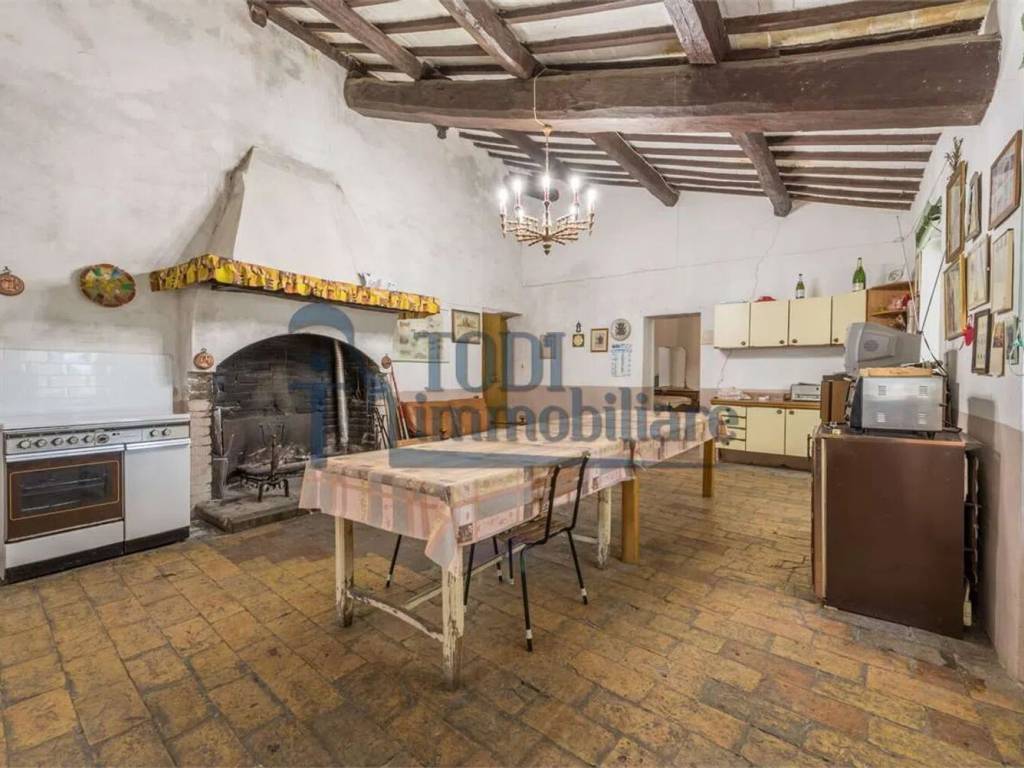 casa indipendente in vendita a San Venanzo