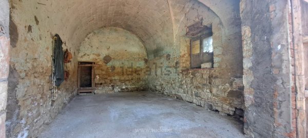 casale in vendita a San Venanzo