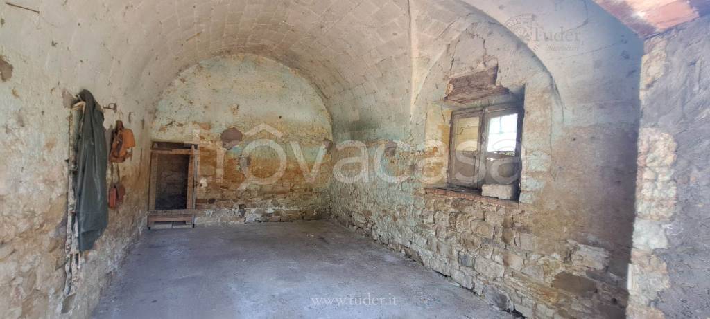 casa indipendente in vendita a San Venanzo