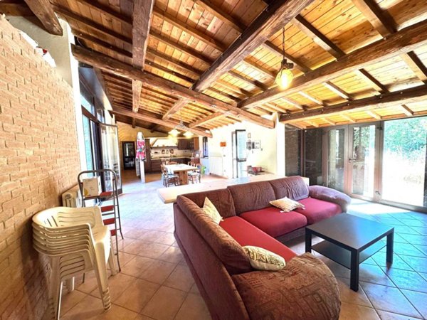 casa indipendente in vendita a San Venanzo in zona Ospedaletto
