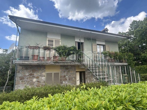 casa indipendente in vendita a San Venanzo