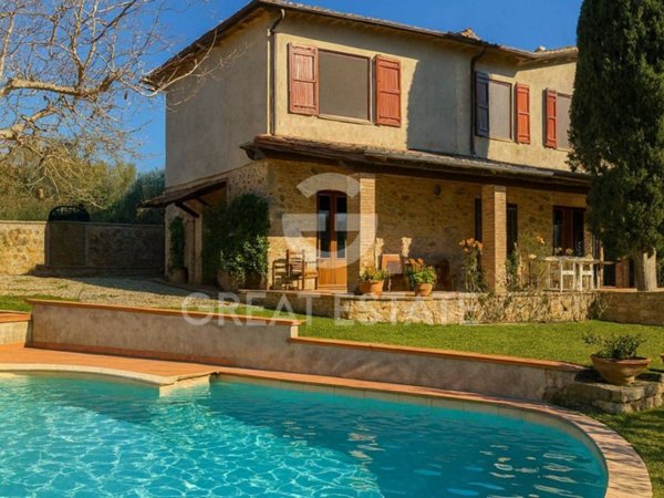 casa indipendente in vendita a San Venanzo