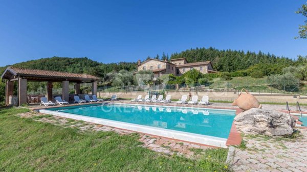 locale di sgombero in vendita a San Venanzo