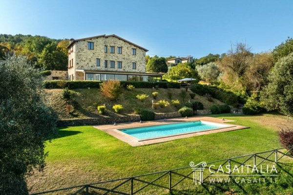 casa indipendente in vendita a San Venanzo