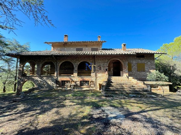 casa indipendente in vendita a San Venanzo