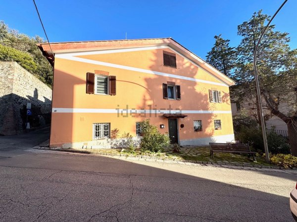 casa indipendente in vendita a San Venanzo
