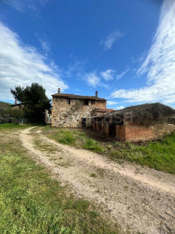 casa indipendente in vendita a San Venanzo