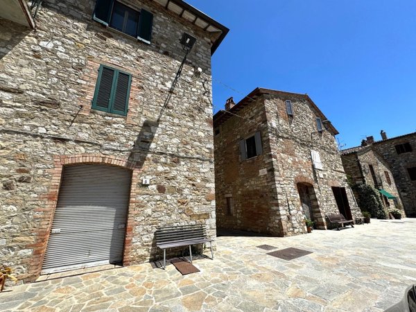 appartamento in vendita a San Venanzo in zona Collelungo